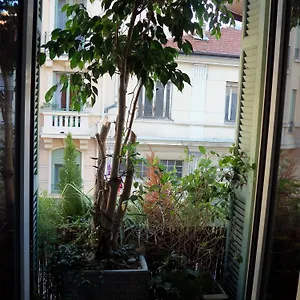 3* Отель Arome