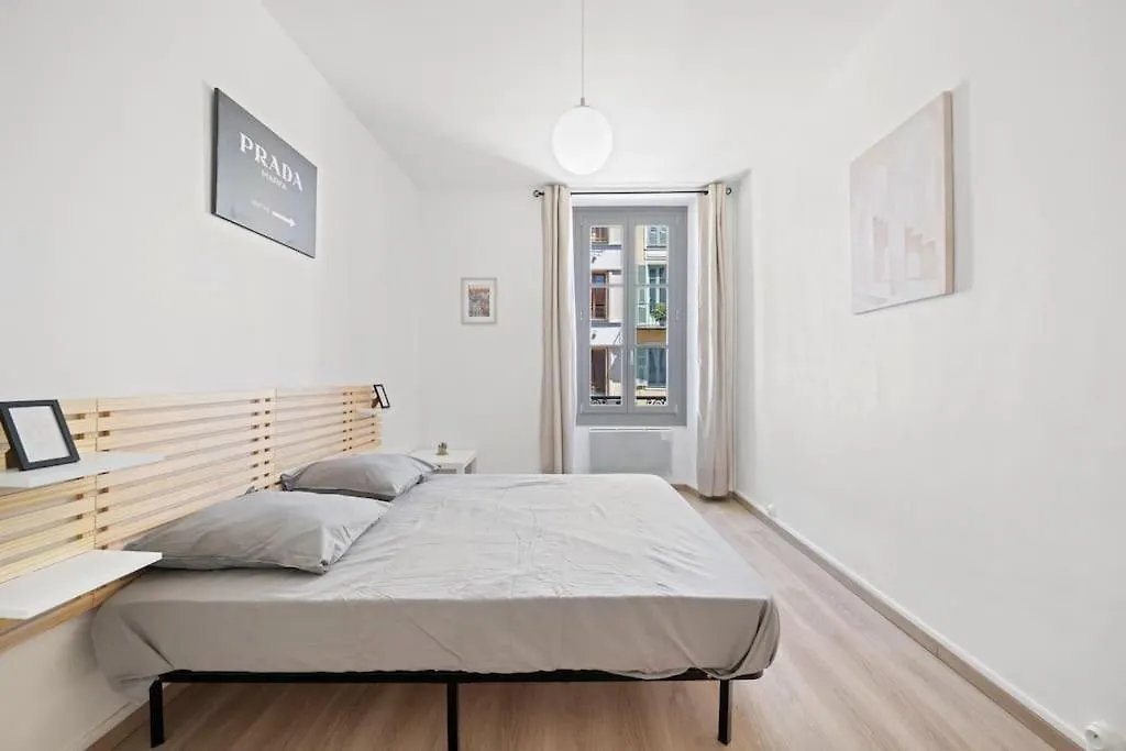 Appartement F3, 2 Chambres, 80M2 Nice 0*,  Frankrike